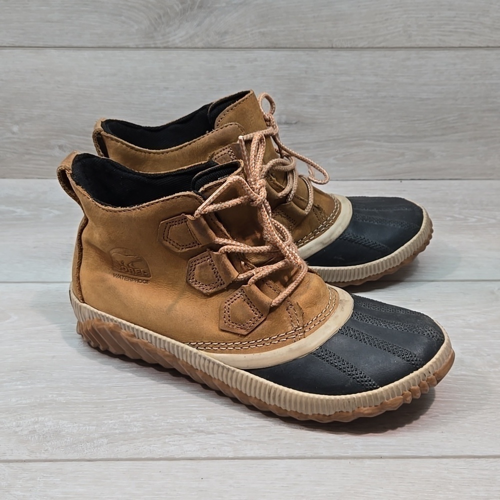 Sorel Women Out N About Ankle Leather Waterproof Boots shoes sz 7